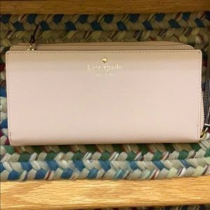 NWT Pink Kate Spade Layton wristlet/wallet